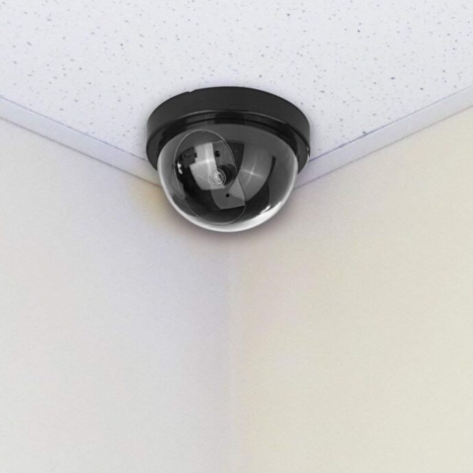 ⁦كاميرا مراقبة وهمية بتصميم قبة واقعي وضوء LED وامض⁩ - الصورة ⁦9⁩
