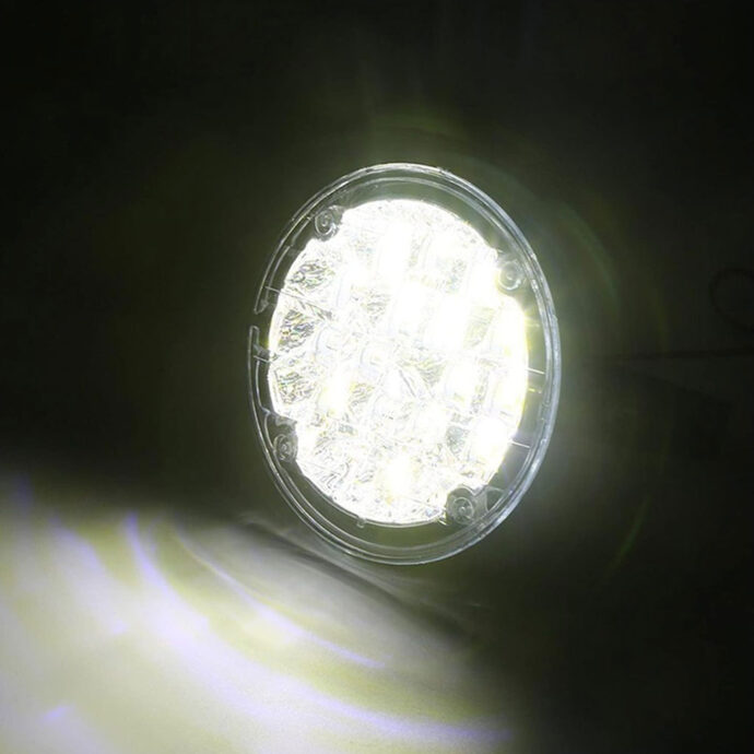 ⁦مصابيح ضباب 2 قطع 12V 18 LED لجميع السيارات⁩ - الصورة ⁦2⁩