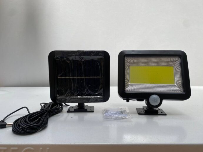 ⁦مصباح كشاف شمسي LED مع مستشعر حركة 5 واط مقاوم للماء IP44 – SL-F100⁩ - الصورة ⁦10⁩