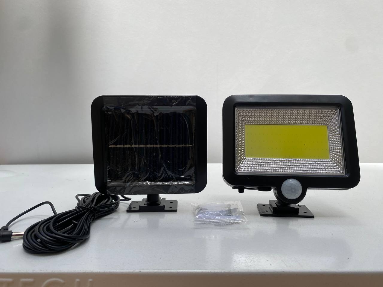 مصباح كشاف شمسي LED مع مستشعر حركة 5 واط مقاوم للماء IP44 – SL-F100 - الصورة 10