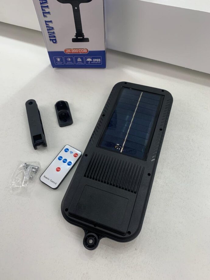 ⁦مصابيح عمودية خارجية 200 LED تعمل بالطاقة الشمسية مقاومة للماء IP65 – JX200 🌞💡⁩ - الصورة ⁦9⁩