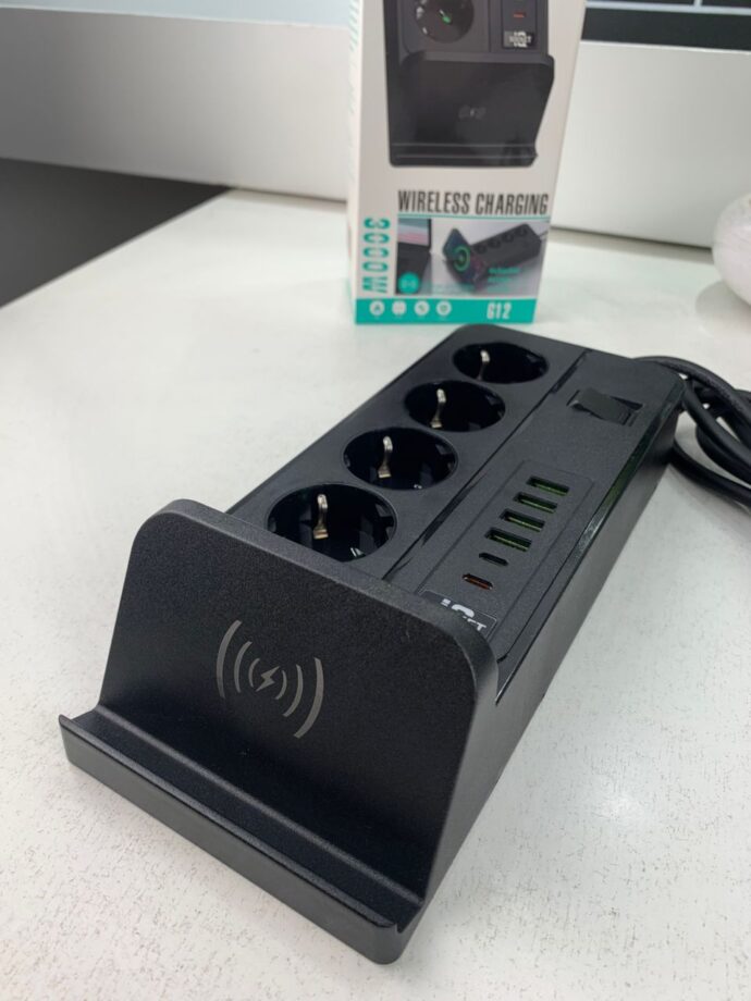 ⁦مقبس كهربائي متعدد 3000 واط بـ 4 منافذ و4 منافذ USB ومنفذين Type-C مع شحن لاسلكي⁩ - الصورة ⁦9⁩