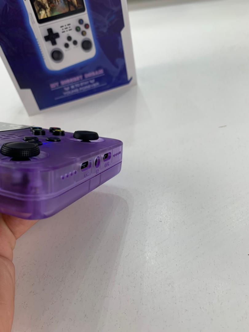 جهاز ألعاب محمول R36S – وحدة ألعاب ريترو بنظام Linux مفتوح المصدر 🎮✨ - الصورة 2