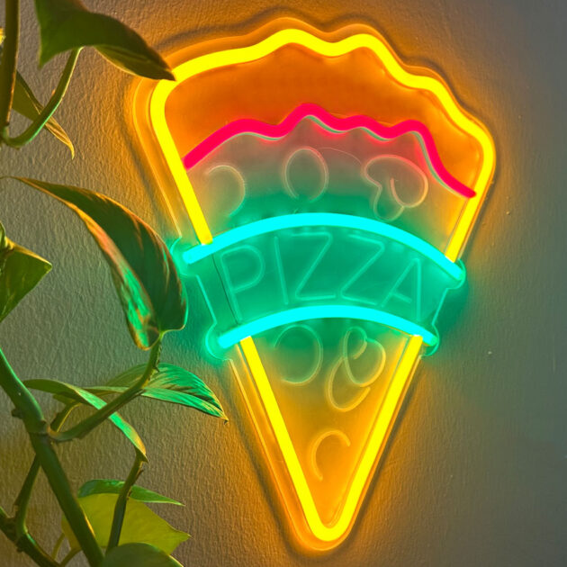 لافتة نيون LED على شكل بيتزا – لتزيين المطاعم 🍕✨